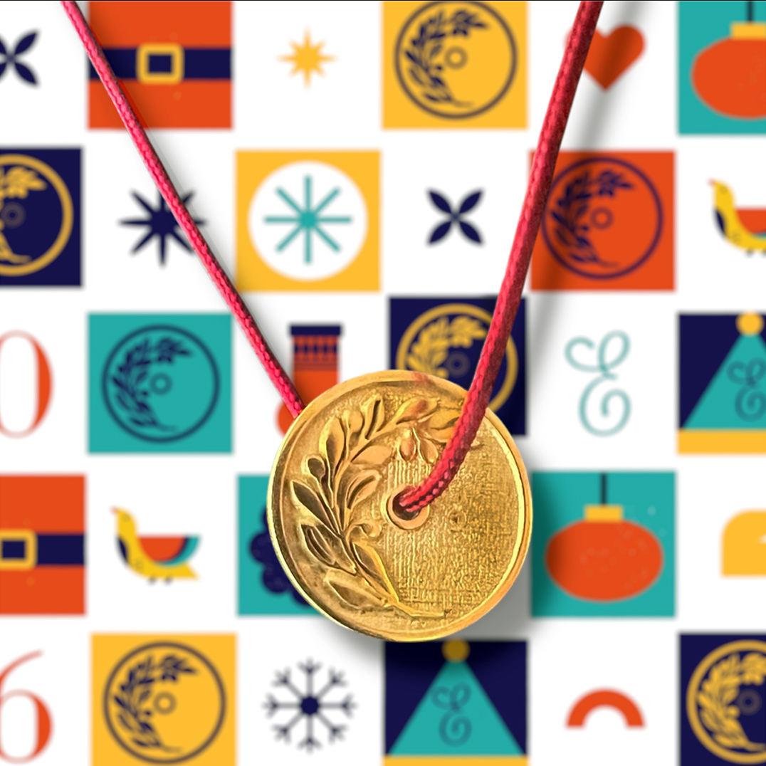 gynaikeio-kolie-lucky-charma-2026-dekara-01